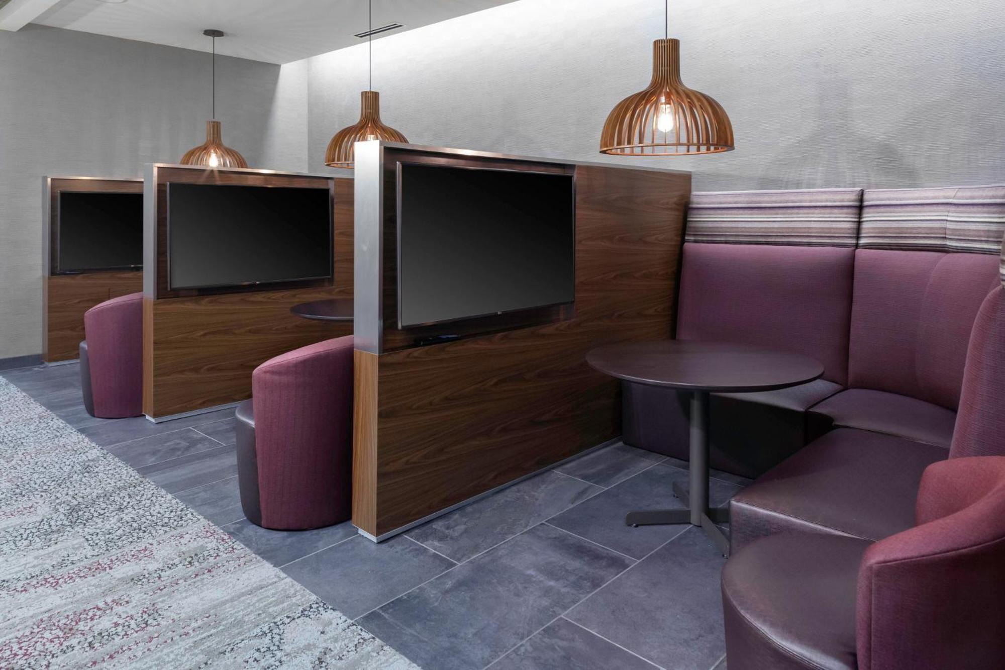 Courtyard By Marriott St. Louis West County Hotel Town and Country Kültér fotó